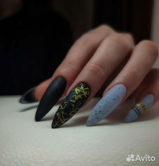 Маникюр