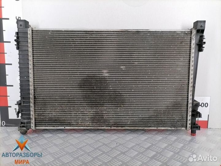 Радиатор (основной) Mercedes-Benz C-Класс