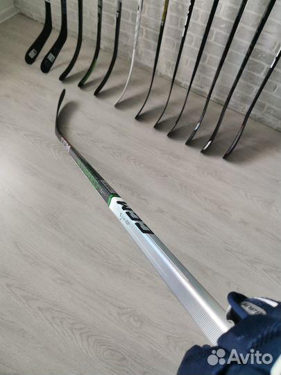 Клюшка хоккейная