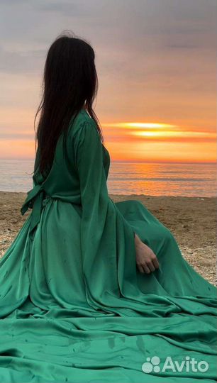 Летящее платье со шлейфом аренда