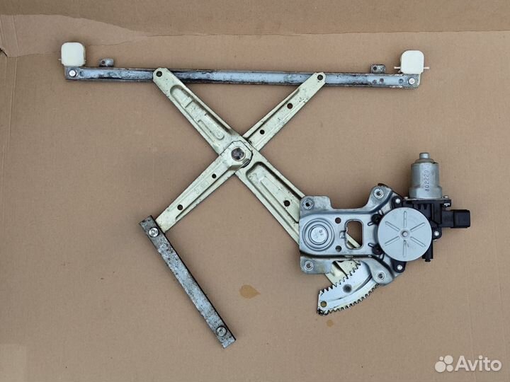 Передний левый стеклоподъемник Mitsubishi Lancer X