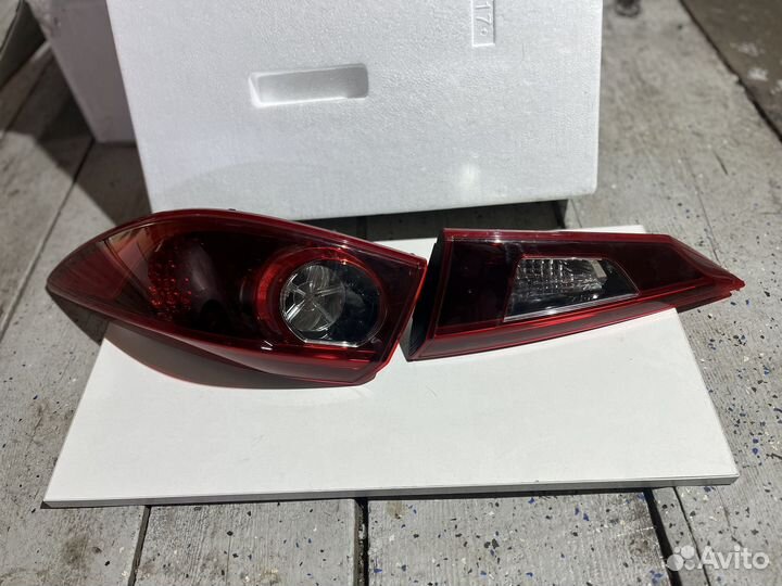 Задние фонари mazda axela