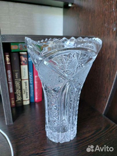 Ваза хрустальная