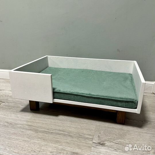 Лежанка для собак