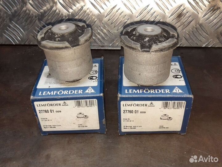 2776001 Сайлентблок верхнего рычага Мерседес W211