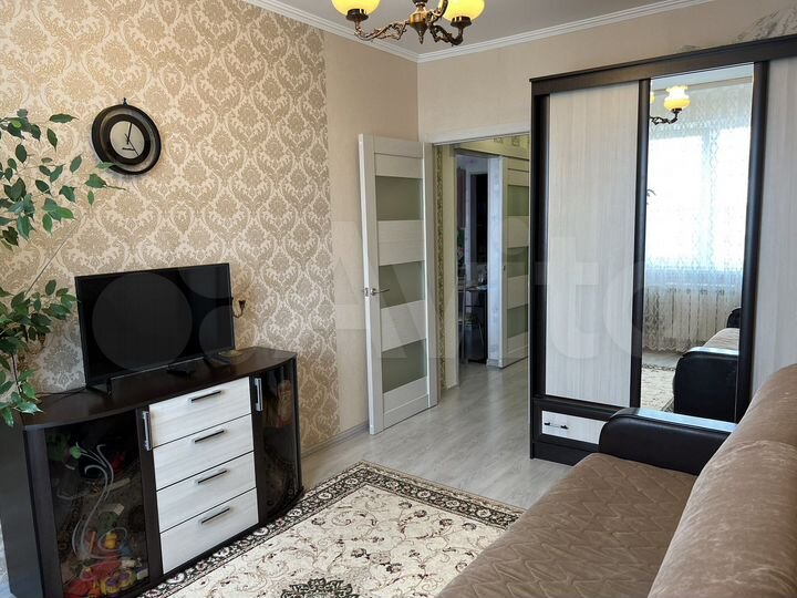 2-к. квартира, 42 м², 10/10 эт.