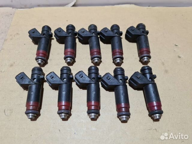 Топливная форсунка Mercedes W220 W215 M137 137.980