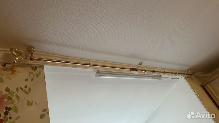 Карниз потолочный