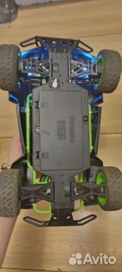 Машина с пультом