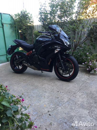 Kawasaki ER-6 (ER-6n, ER-6f, Ninja 650R)