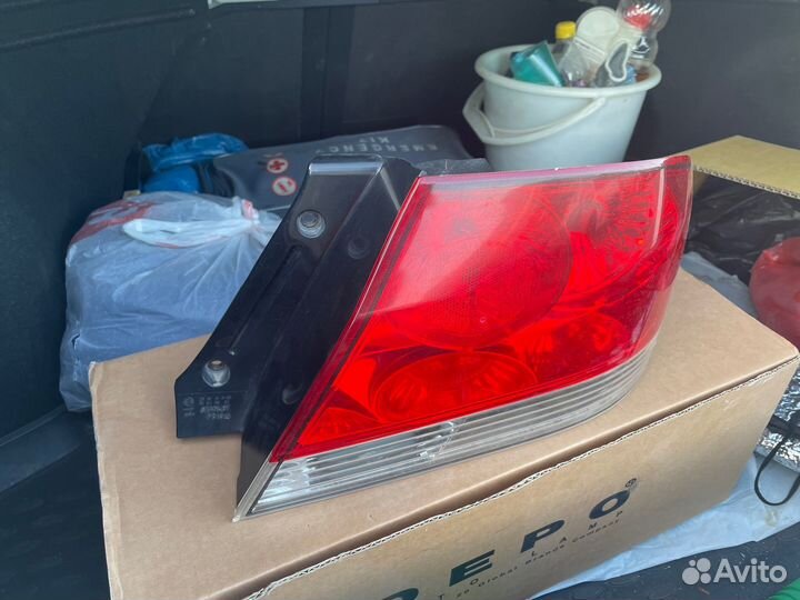 Фара задняя правая mitsubishi lancer 9