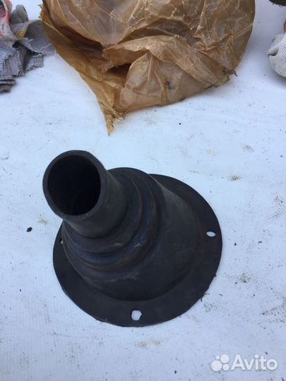 Пыльник рулевой колонки газ 3102