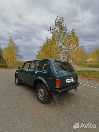 LADA 4x4 (Нива) 1.7 МТ, 2001, 155 000 км