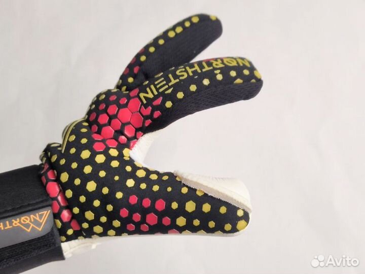 Вратарские футбольные перчатки Northstein Tactix ч