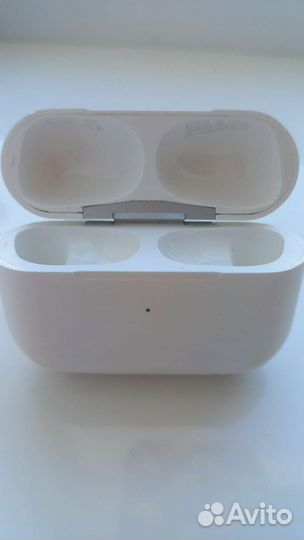 Кейс Apple для airports pro 2