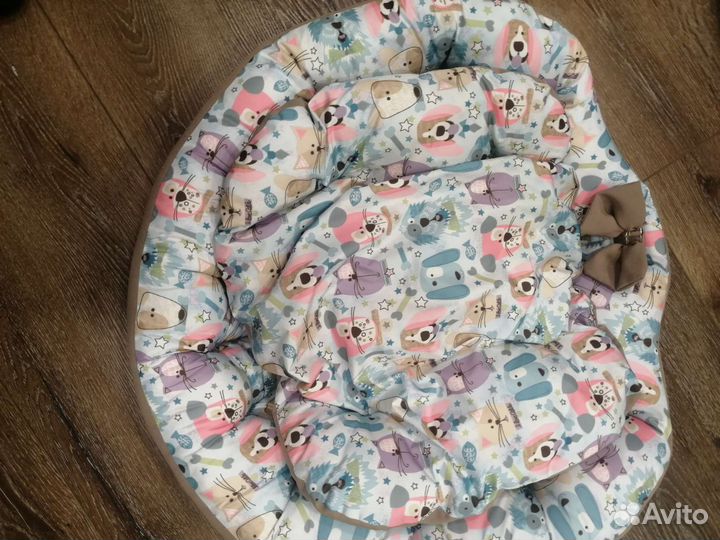 Лежанка для кошек