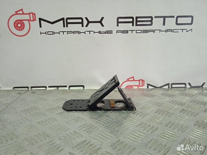 Б/У Противоткатный упор Volkswagen Touareg 7L6 AXQ