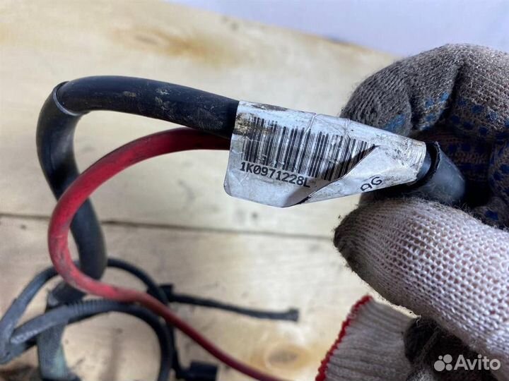 Стартер VW Passat (B6) 2005-2010