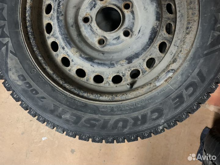 Bridgestone Ice Cruiser 7000 195/65 R15