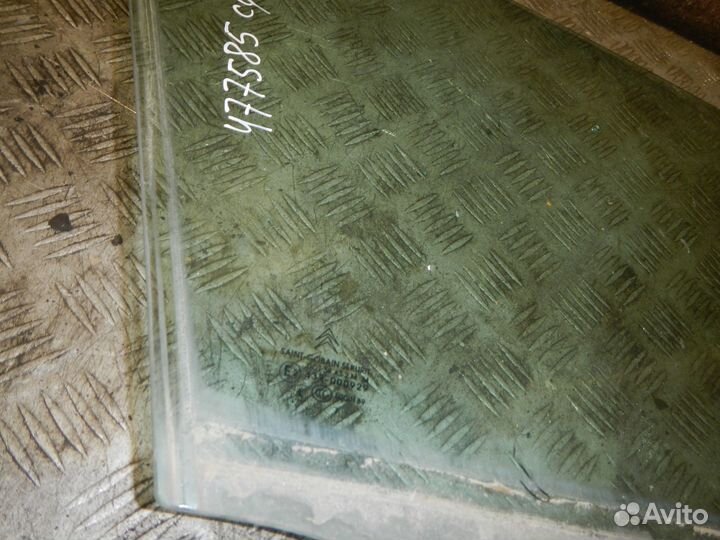 Стекло двери передней правой, Citroen (Ситроен) -C