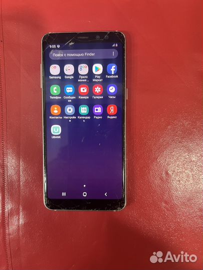 Samsung Galaxy A8 (2018), 4/32 ГБ