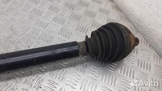 Привод передний правый skoda octavia A5 (5BN33N101