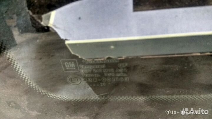 Заднее стекло Gm opel