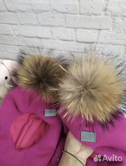Шапка шлем зимний с натуральным помпоном новая