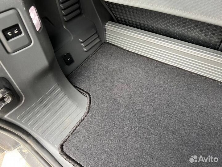 Коврик в багажник Land Rover Defender 2020 3дв баг