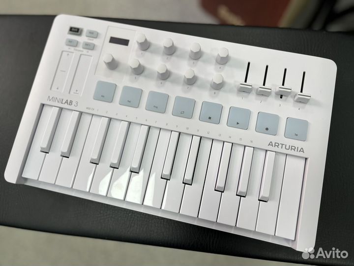 Midi клавиатура Arturia