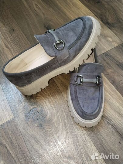 Лоферы женские 37 размер