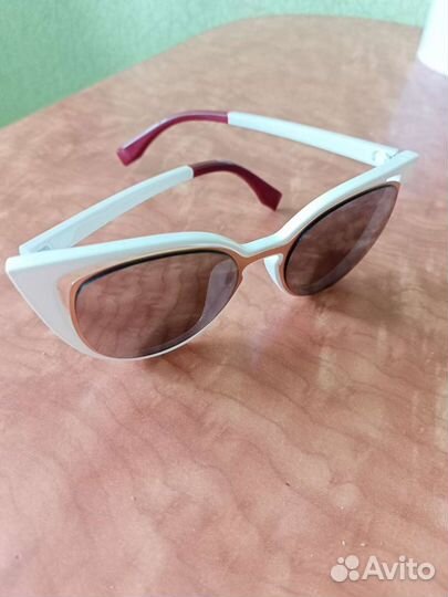 Солнцезащитные очки женские новые