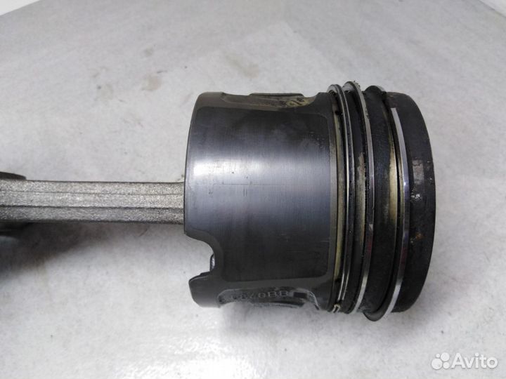 Поршень с шатуном бмв 1 E81/E87