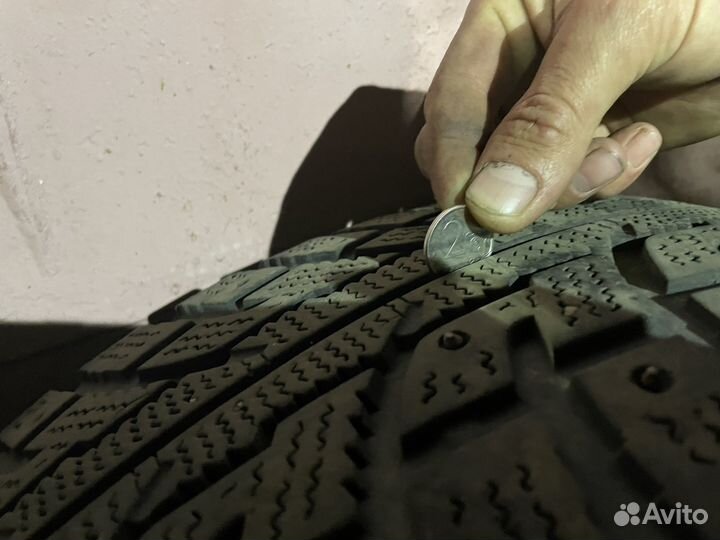 Kumho I'Zen RV Stud KC16 225/60 R17