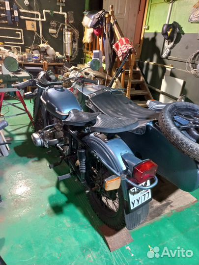 Мотоцикл Урал имз 8-103-10