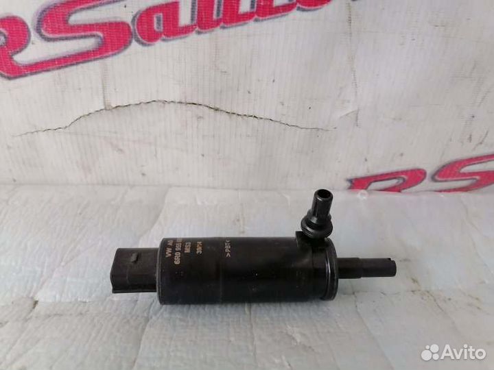 Насос омывателя фар Volkswagen Tiguan 1 Рестайл