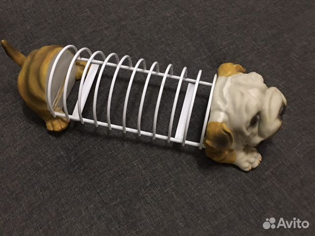 Подставка/держатель в виде собачки