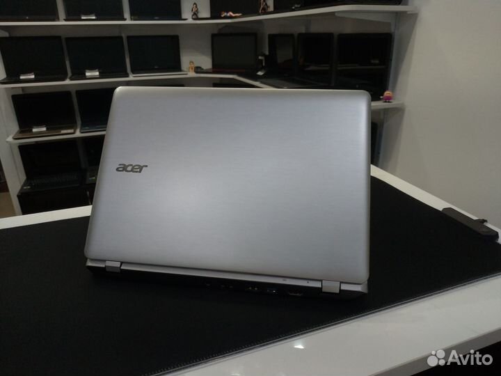 Ультрабук Acer Aspire 11
