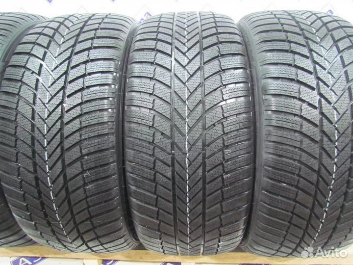 Bridgestone Blizzak LM-005 275/40 R22 107W