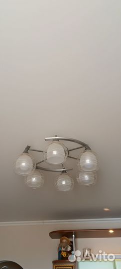 Люстра потолочная бу