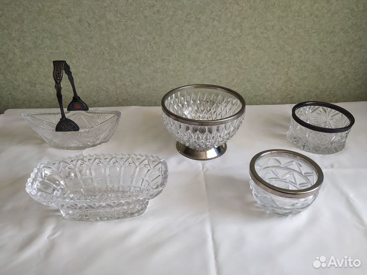 Салатник хрустальный в металле и без