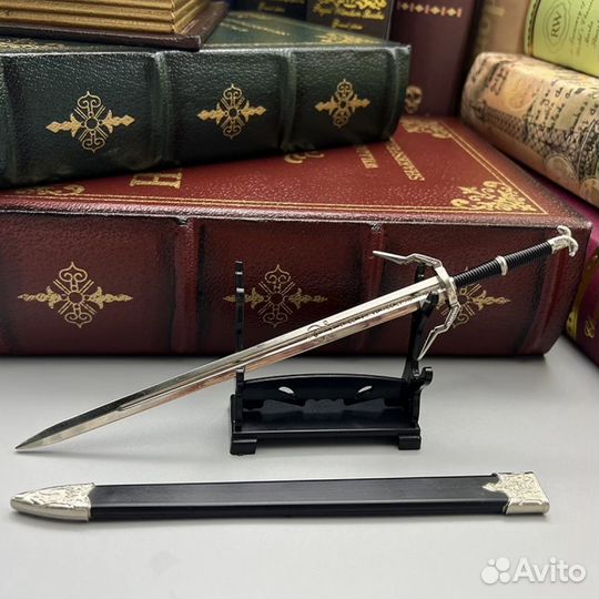 Меч из игры Ведьмак 3