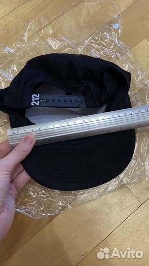 Бейсболка кепка carolina hererra