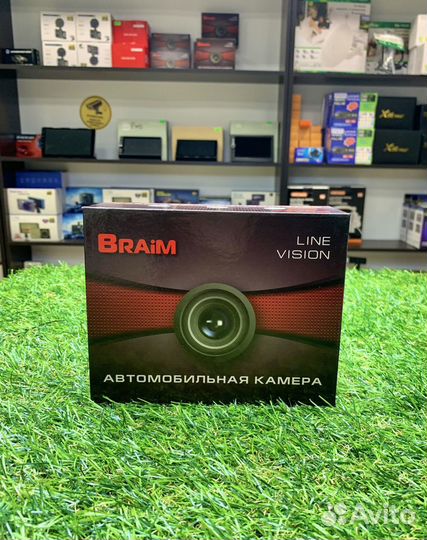 Автомобильная камера заднего вида