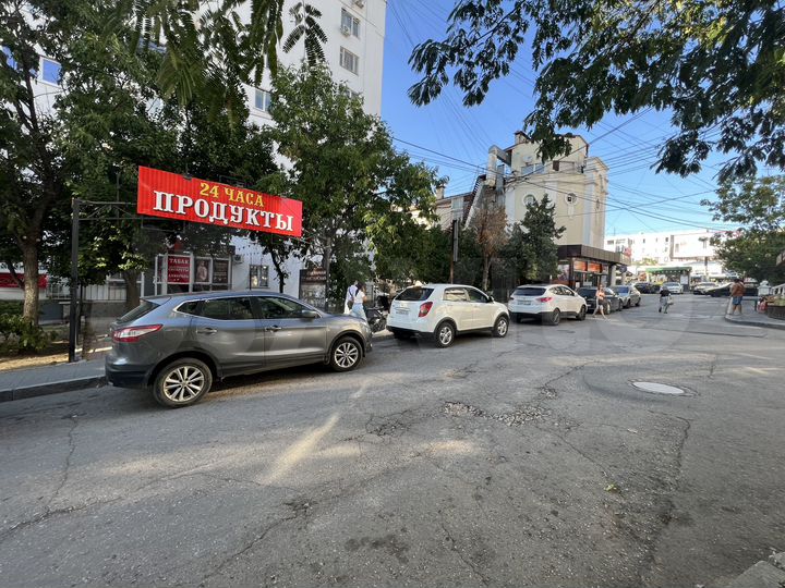 Торговая площадь, 60 м²