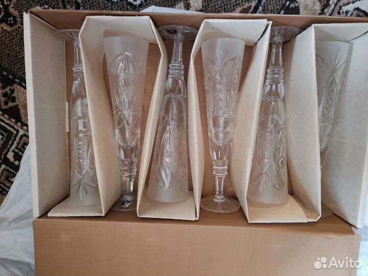 Набор хрустальных фужеров