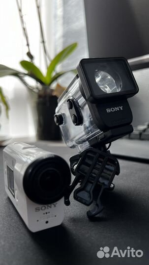 Экшн камера sony hdr as300