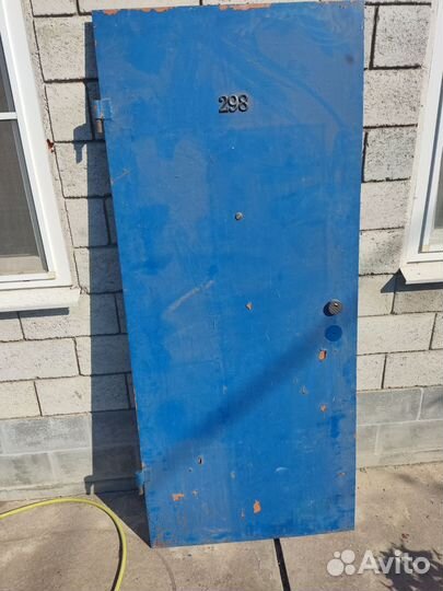 Металлическая дверь бу