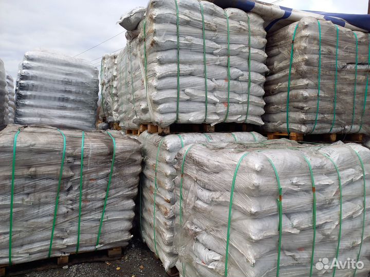 Уголь в мешках