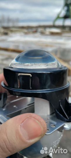 Линзы в фары Камри 40